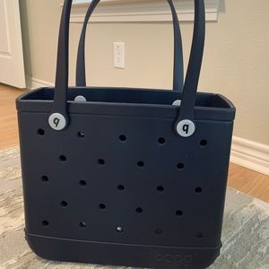 Original with tags Bogg Bag (Navy)